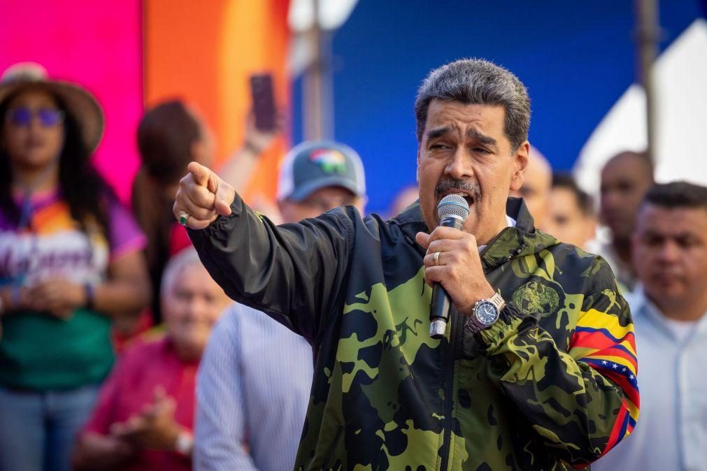 Presidente venezuelano acusa oposição de 