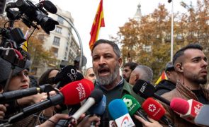 Líder do Vox critica iniciativa do PP contra amnistia em Espanha por gerar confusão