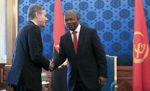 Angola aproveita interesse dos EUA em África mas mantém laços com a China