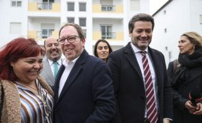 Ventura quer impedir regresso do PS ao poder nos Açores e mantém críticas ao PSD