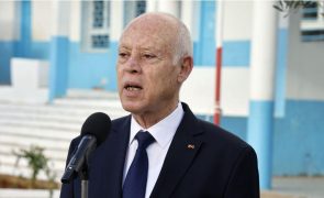 Presidente da Tunísia prolonga estado de emergência por mais um ano