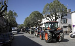 Agricultores portugueses manifestam-se na 5.ª feira com tratores nas estradas