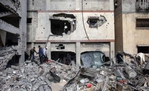 Agência da ONU para palestinianos suspende operações em Khan Yunis com hospitais em colapso