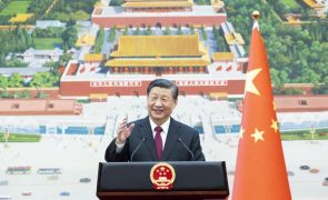 Presidente chinês pede mais esforços na inovação tecnológica face a fricções com EUA