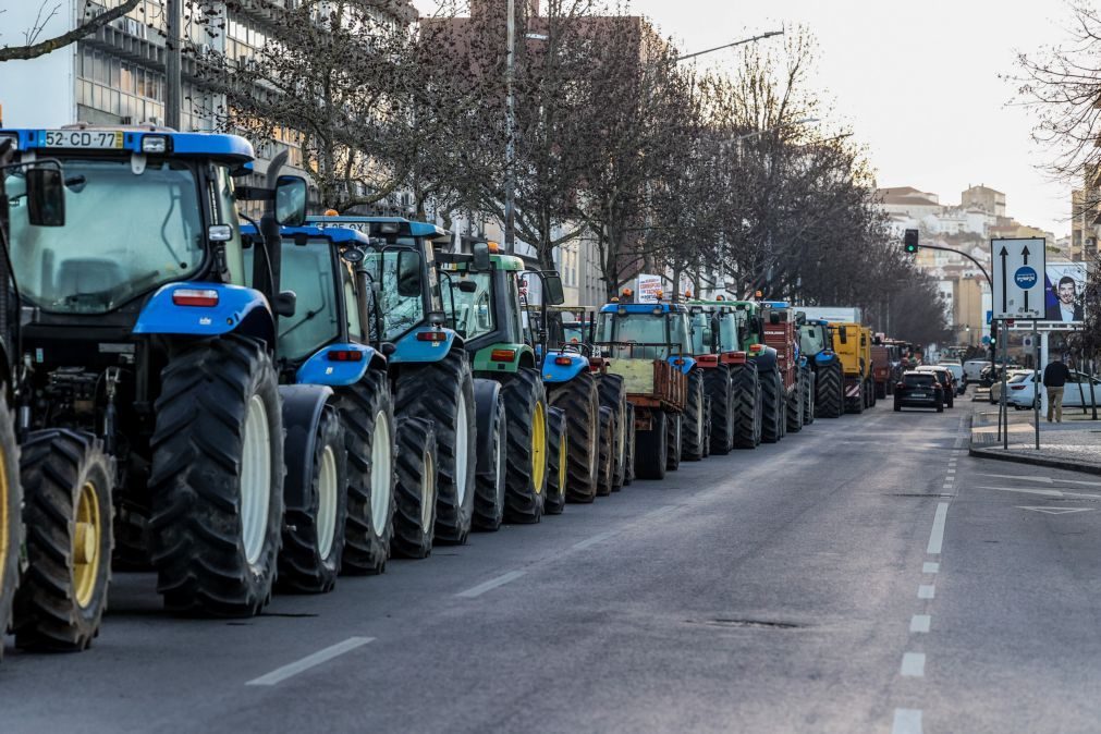 Agricultores em Coimbra prometem manter protesto