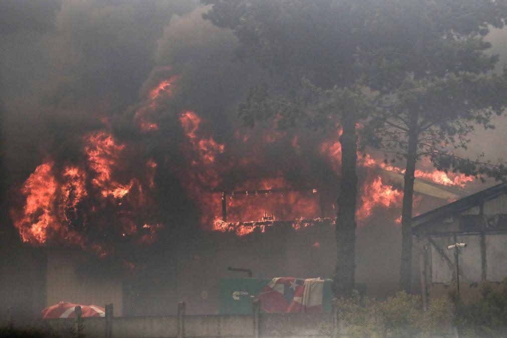 Governo de Chile diz que 51 mortes em incêndios são maior tragédia em 14 anos