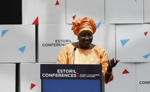 Ex-primeira-ministra e membro da oposição no Senegal detida durante manifestação