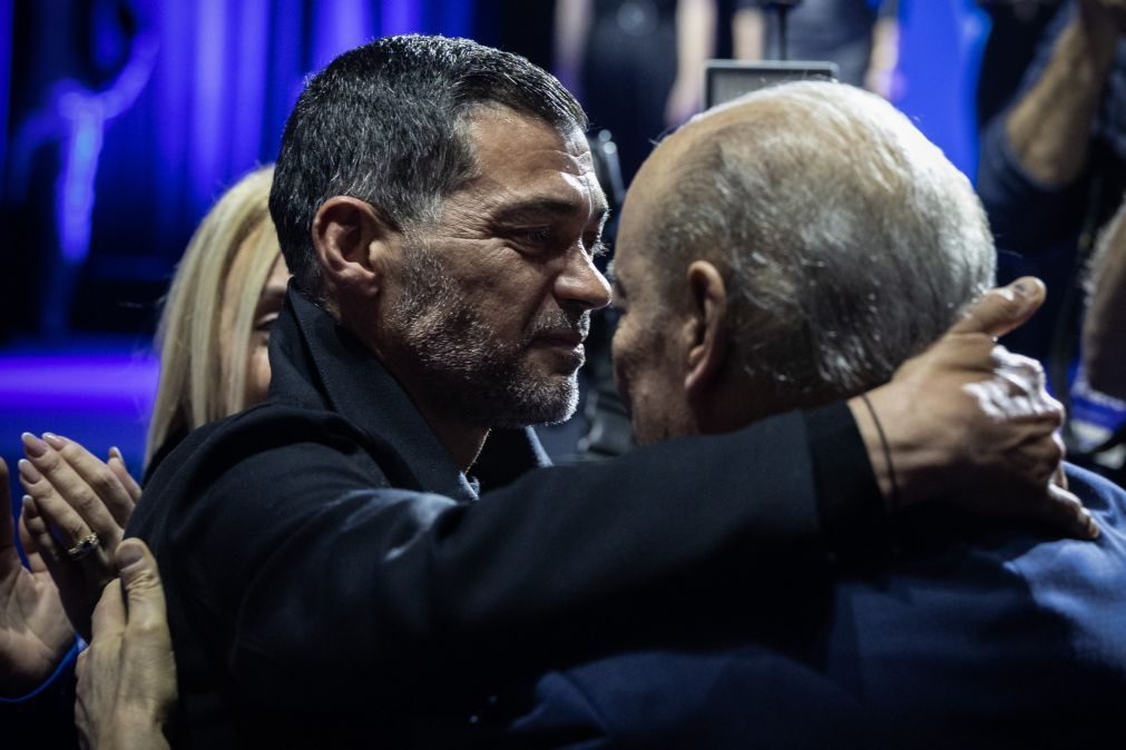 Sérgio Conceição pede respeito após abraço emotivo a Pinto da Costa