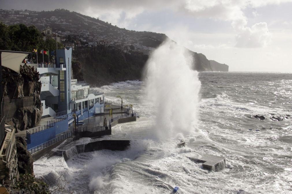Capitania do Porto do Funchal prolonga aviso de mau tempo até sexta-feira de manhã