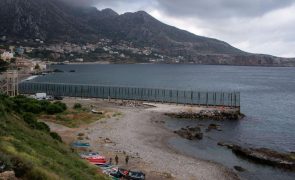 Espanha regista chegada de 42 migrantes Ceuta a nado nas últimas horas