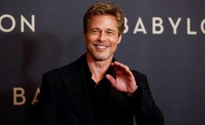 Brad Pitt Segredo de beleza do ator denunciado... por uma cicatriz