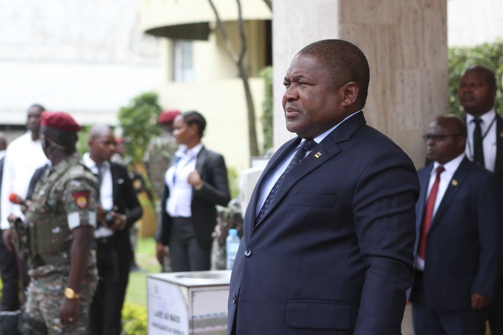 Presidente moçambicano pede transparência na comercialização mineira
