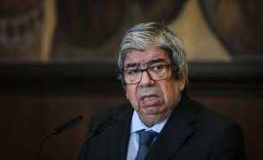 Ferro Rodrigues defende intervenção do Presidente da República na crise da justiça
