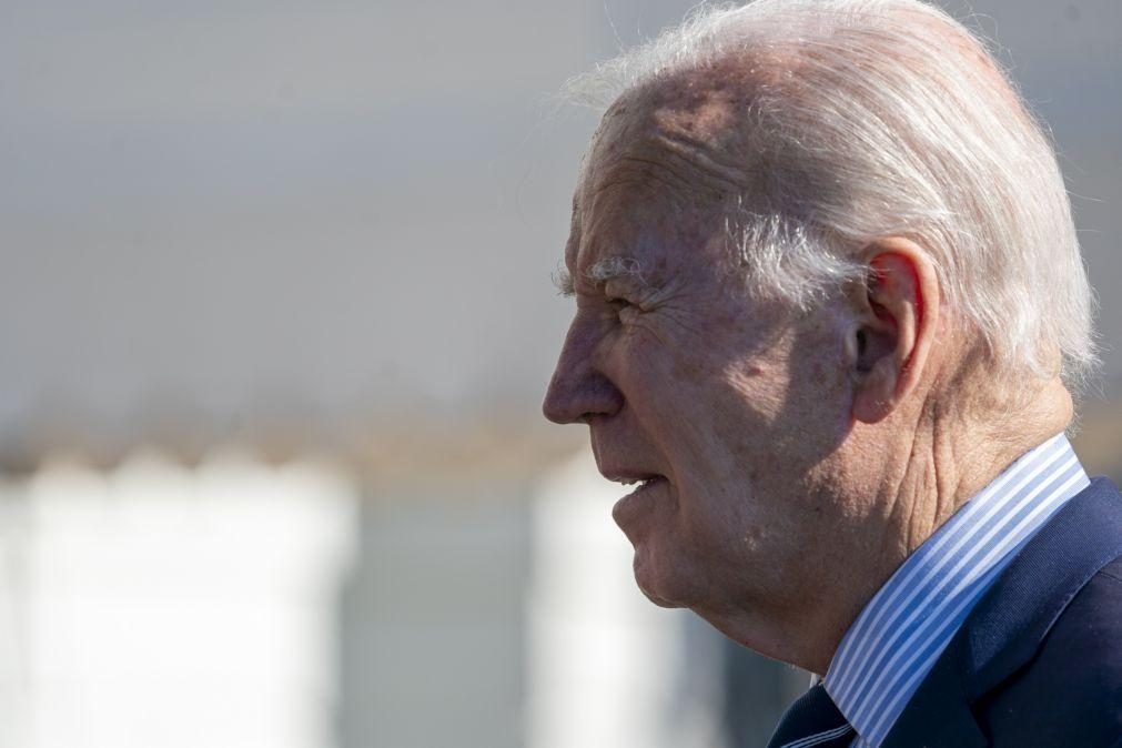 Biden confirma que EUA estudam novas sanções contra a Rússia