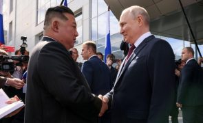 Putin oferece a lider norte-coreano automóvel fabricado na Rússia