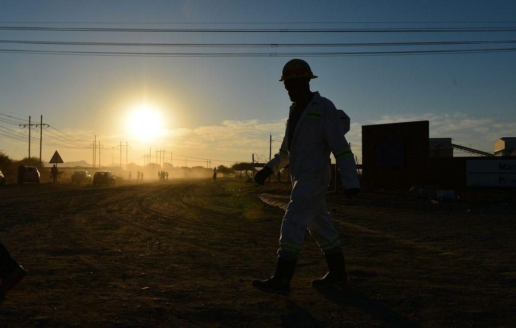 Mineradora Kumba Iron Ore anuncia corte de 500 postos de trabalho na África do Sul