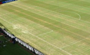 Liga de clubes admite adiar receção do Sporting ao Farense