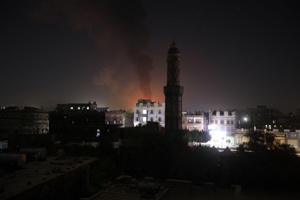 Irão acusa EUA de aumentar instabilidade no Médio Oriente com ataques no Iémen 
?