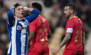 FC Porto cede empate em Barcelos nos 'descontos' e fica mais longe do líder