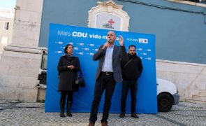 CDU exige redução do valor do passe para 20 euros e aponta à gratuitidade