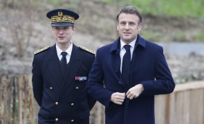 Paris2024: Presidente francês promete nadar no rio Sena