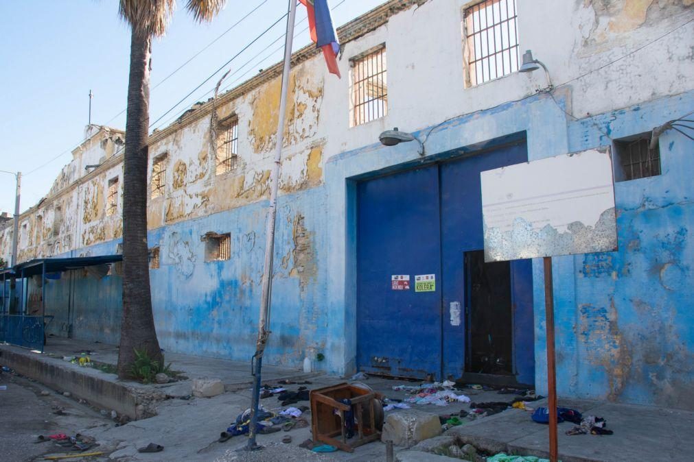 Ataque a prisão no Haiti deixa quase 3.600 presos à solta