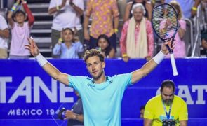 Dois tenistas do top 10 e Thiem na despedida de João Sousa no Estoril Open