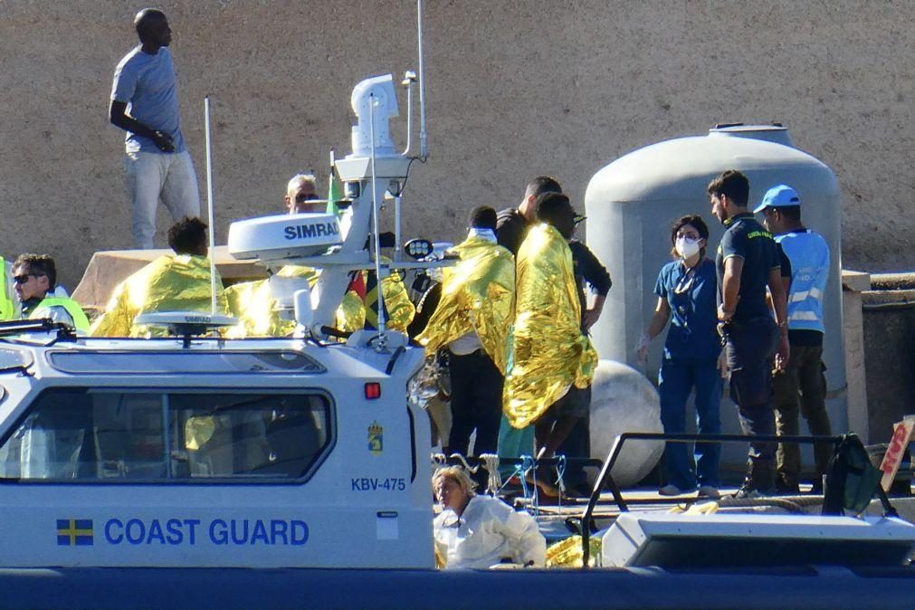 Mais de 250 pessoas desembarcaram em Lampedusa nas últimas horas