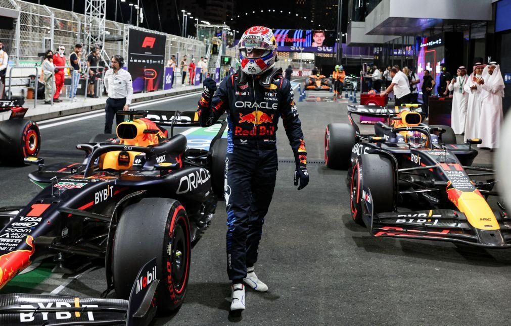 Max Verstappen conquistou na Arábia a segunda pole da temporada
