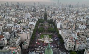 Reportagem: Argentinas protestam contra agenda de Milei que ameaça direitos