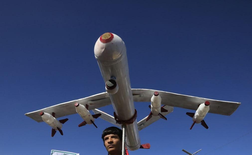 Forças aliadas neutralizam 15 'drones' disparados por rebeldes do Iémen