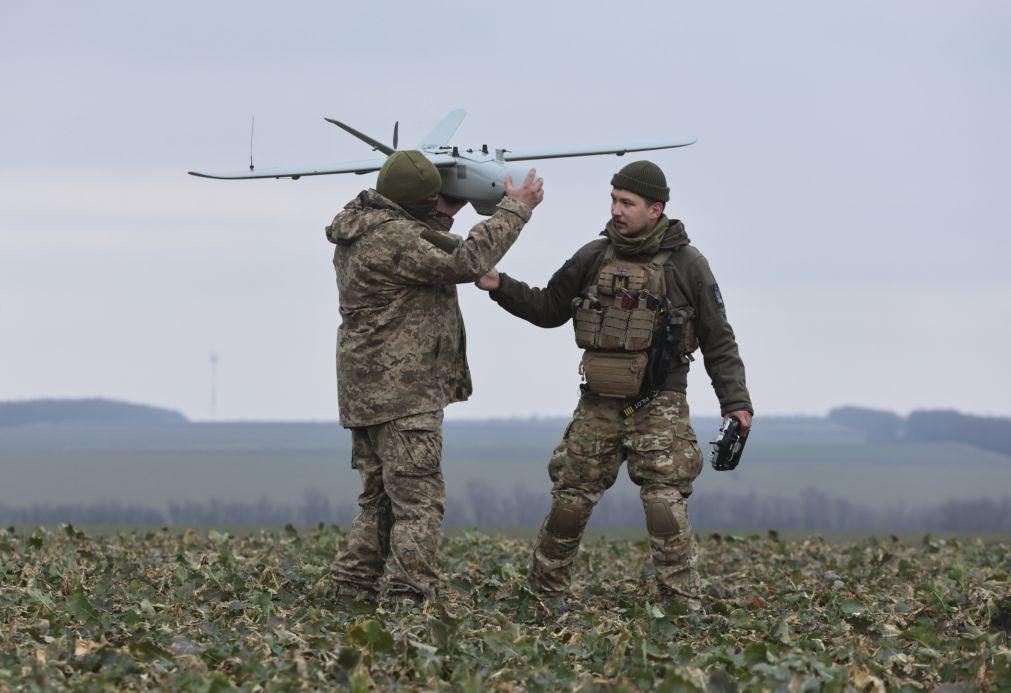 Moscovo e Kiev reivindicam interceção de dezenas de 'drones'