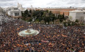 Manifestação em Madrid contra lei de amnistia para separatistas catalães