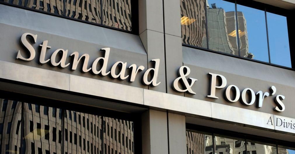 Standard & Poor's considera riscos limitados e espera política orçamental prudente