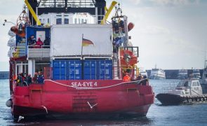 Autoridades italianas impõem bloqueio de 60 dias ao navio de salvamento 'Sea-Eye 4'