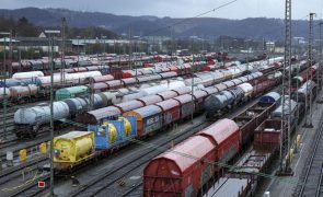 Maquinistas ferroviários voltam a entrar em greve na Alemanha