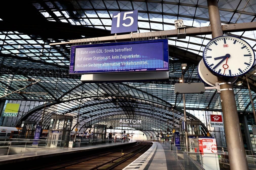 Greve na Lufthansa e nos caminhos-de-ferro alemães ameaçam paralisar Alemanha