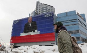 Eleições na Rússia arrancam hoje com Putin sem oposição para quinto mandato