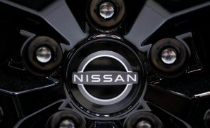 Fabricantes japonesas Nissan e Honda negociam aliança para veículos elétricos