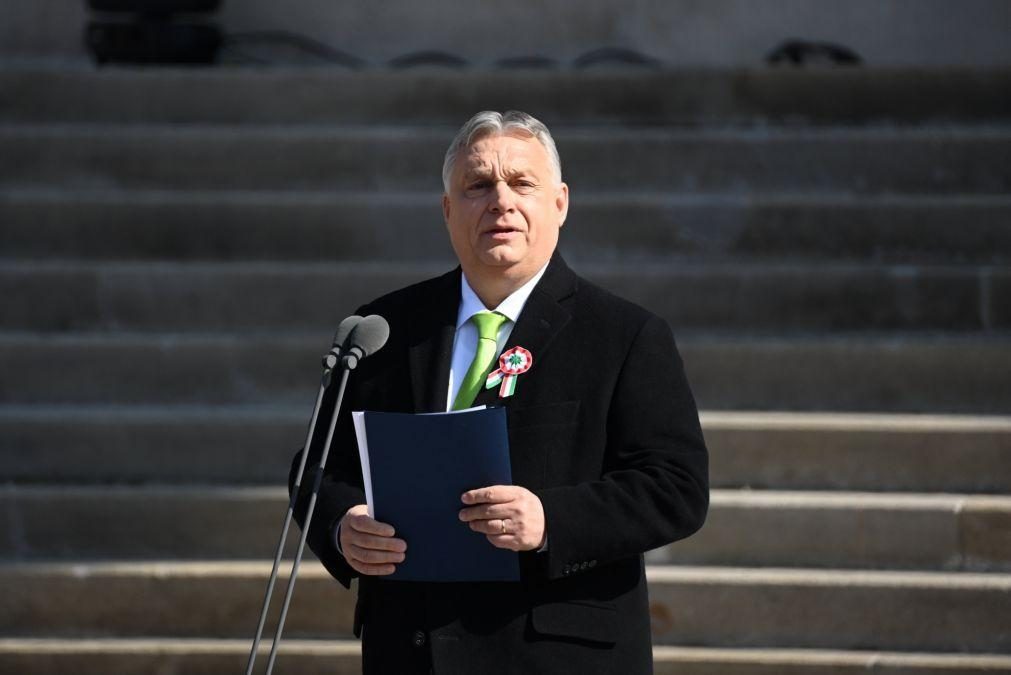 PM húngaro vaticina que forças soberanistas vão dominar na Europa e EUA