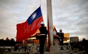 João Lourenço defende solução pacífica para Taiwan e princípio 'Uma só China'