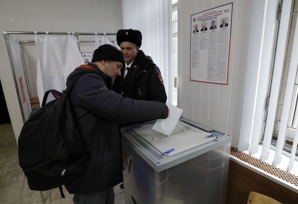 Autoridades russas dizem que sistema eleitoral foi alvo de 90 mil ataques