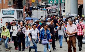 Oposição mantém rota mesmo sem garantias para as presidenciais na Venezuela -- lusodescendente