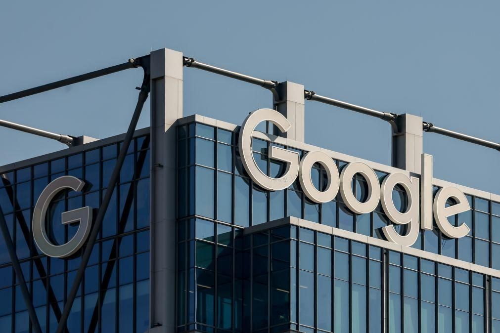 Google multada em França em 250 milhões de euros
