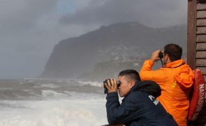 Buscas por casal desaparecido na Madeira suspensas sexta-feira devido ao mau tempo