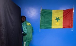 Senegaleses escolhem Presidente com quem investir receitas futuras do petróleo e gás