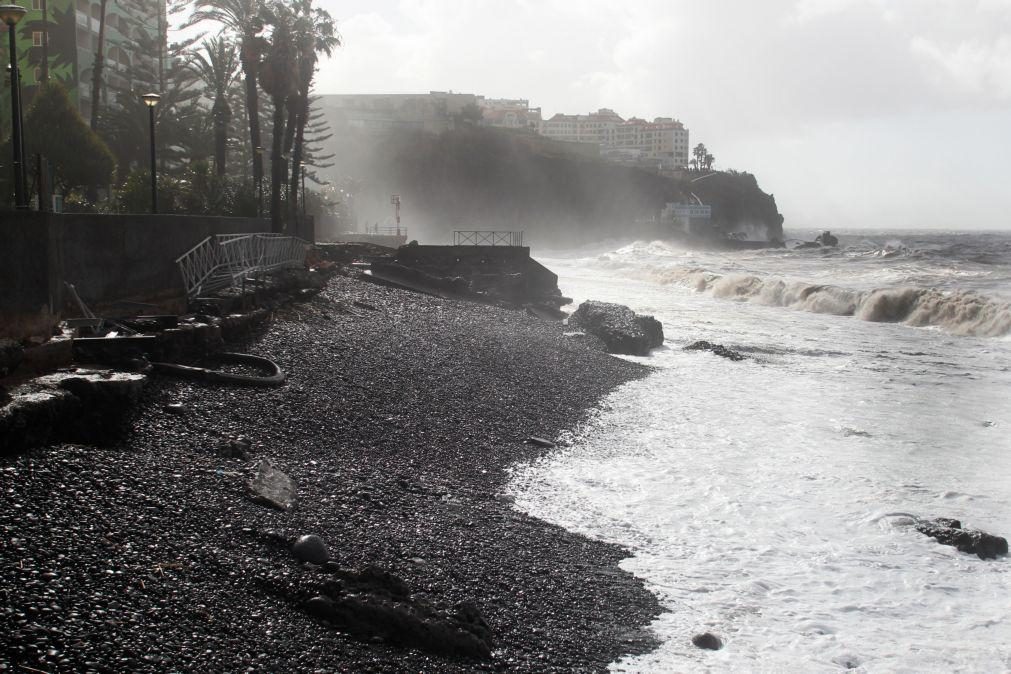 Capitania do Funchal emite avisos de mau tempo e vento forte até sábado à tarde