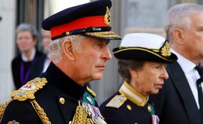 Rei Carlos III - Pronuncia-se sobre cancro de Kate Middleton