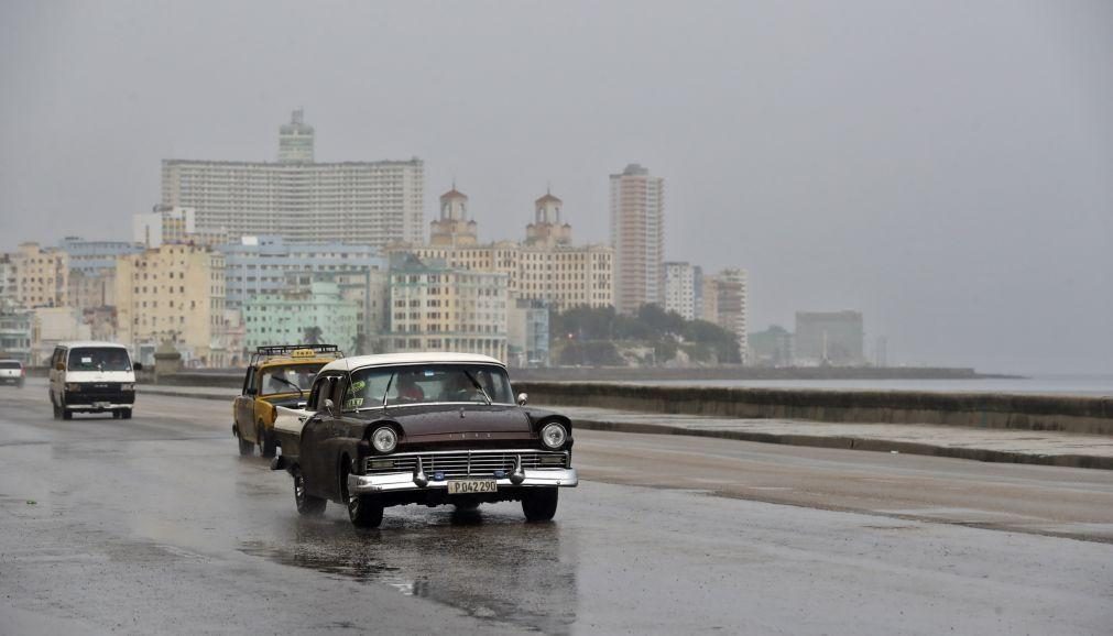 Chuvas intensas deixam 270 mil pessoas sem eletricidade em Cuba