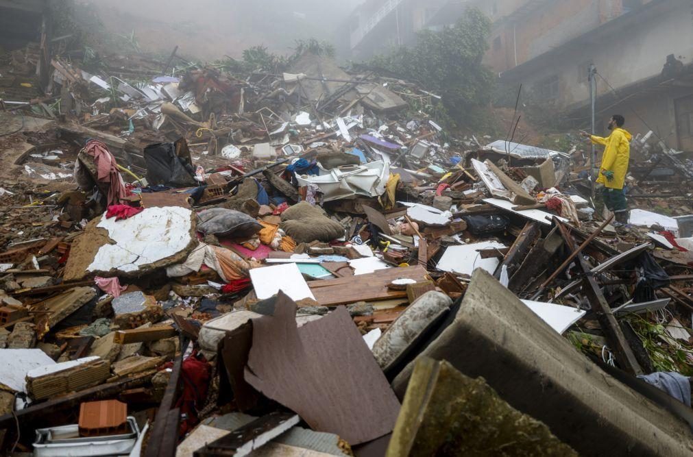 Pelo menos 20 mortos devido a chuvas fortes no sudeste do Brasil
